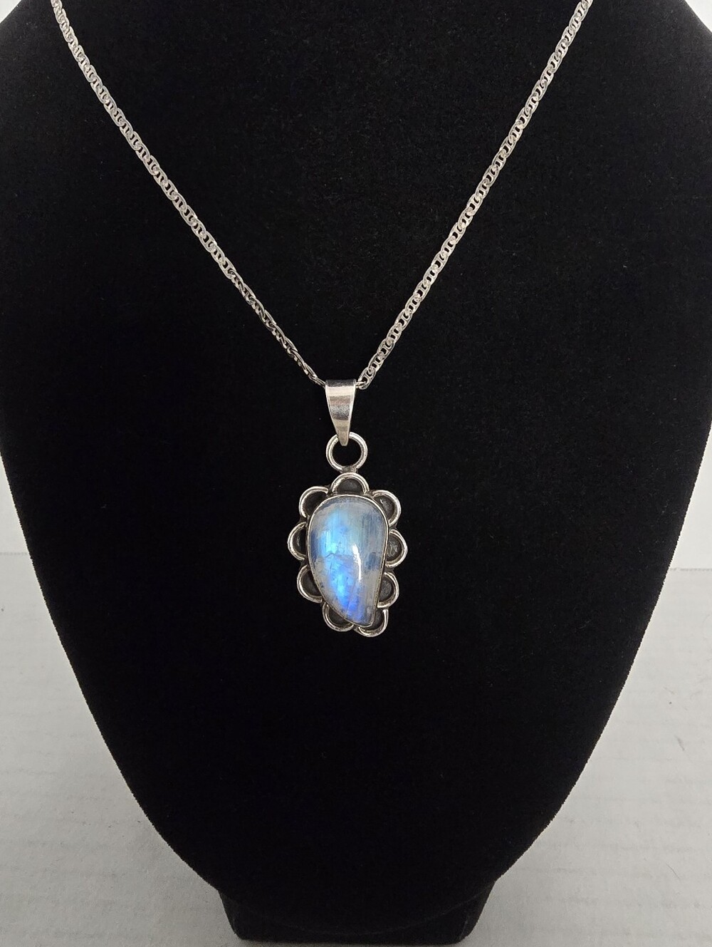 Vtg 1.75 Inch Sterling Silver Rainbow Moonstone Pendant On 22 Inch Mariner Link